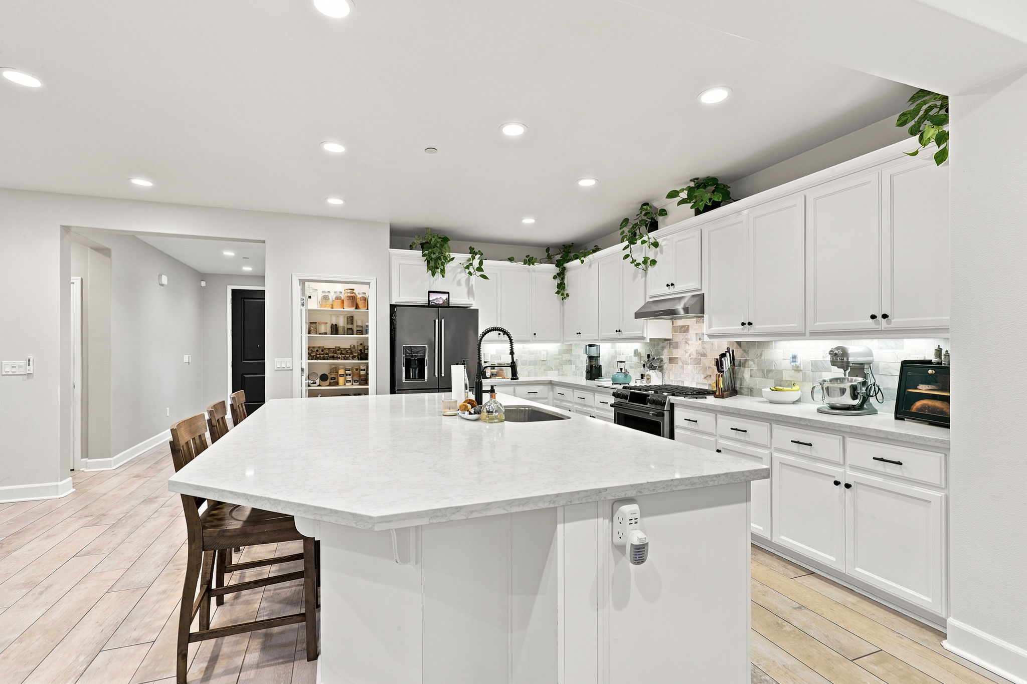 013_F8_5456 Mountain Ridge Ct