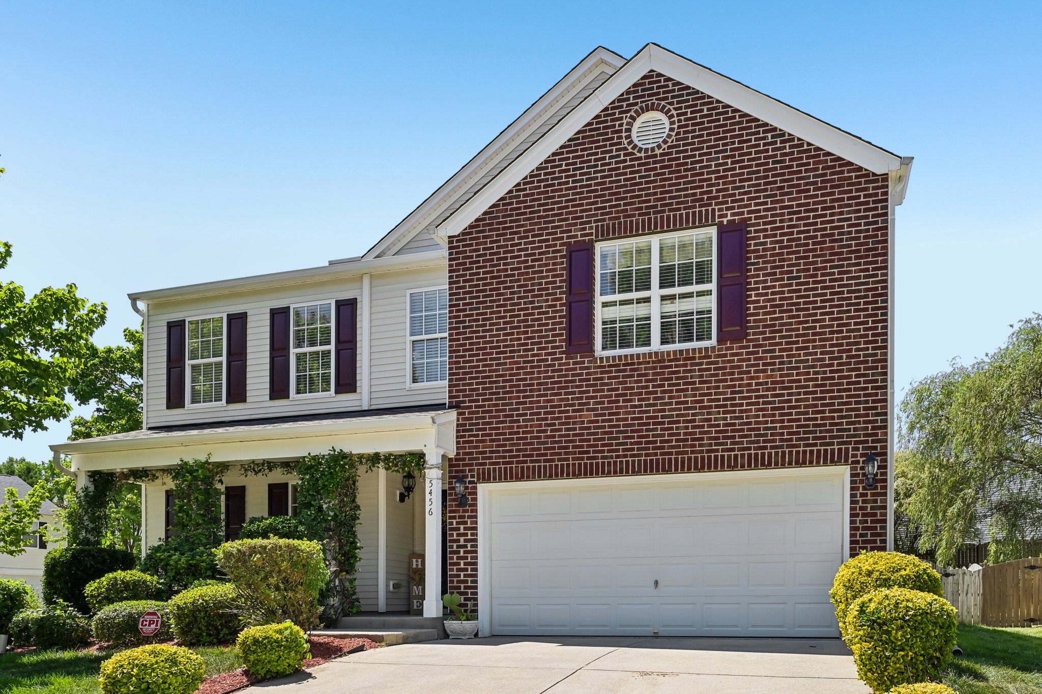 Thunderidge Dr-S2404-002.jpg