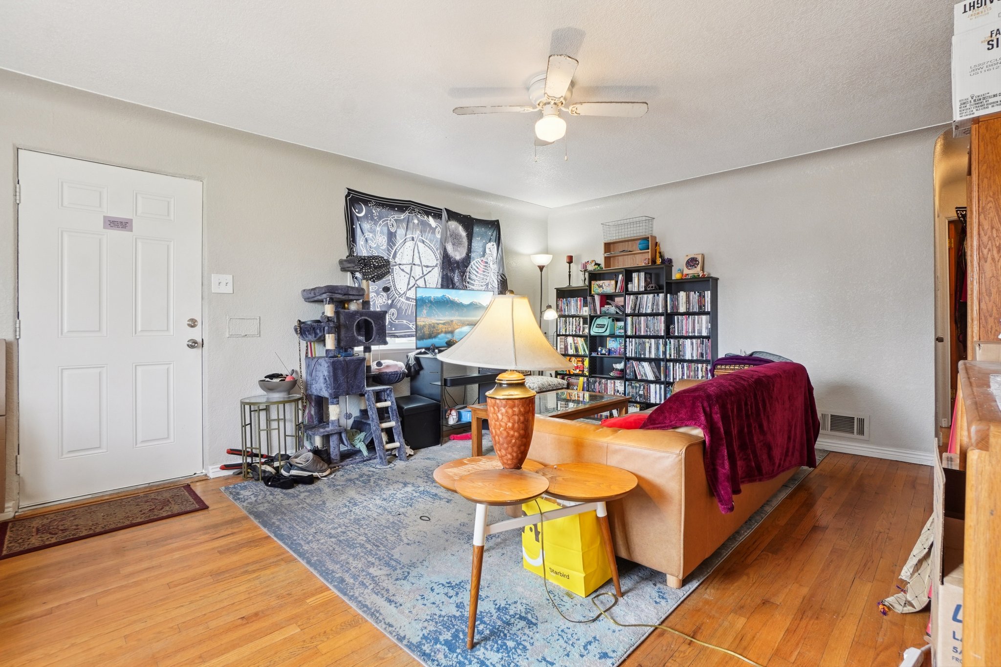 5455 E 36th Ave-S0704-004.jpg