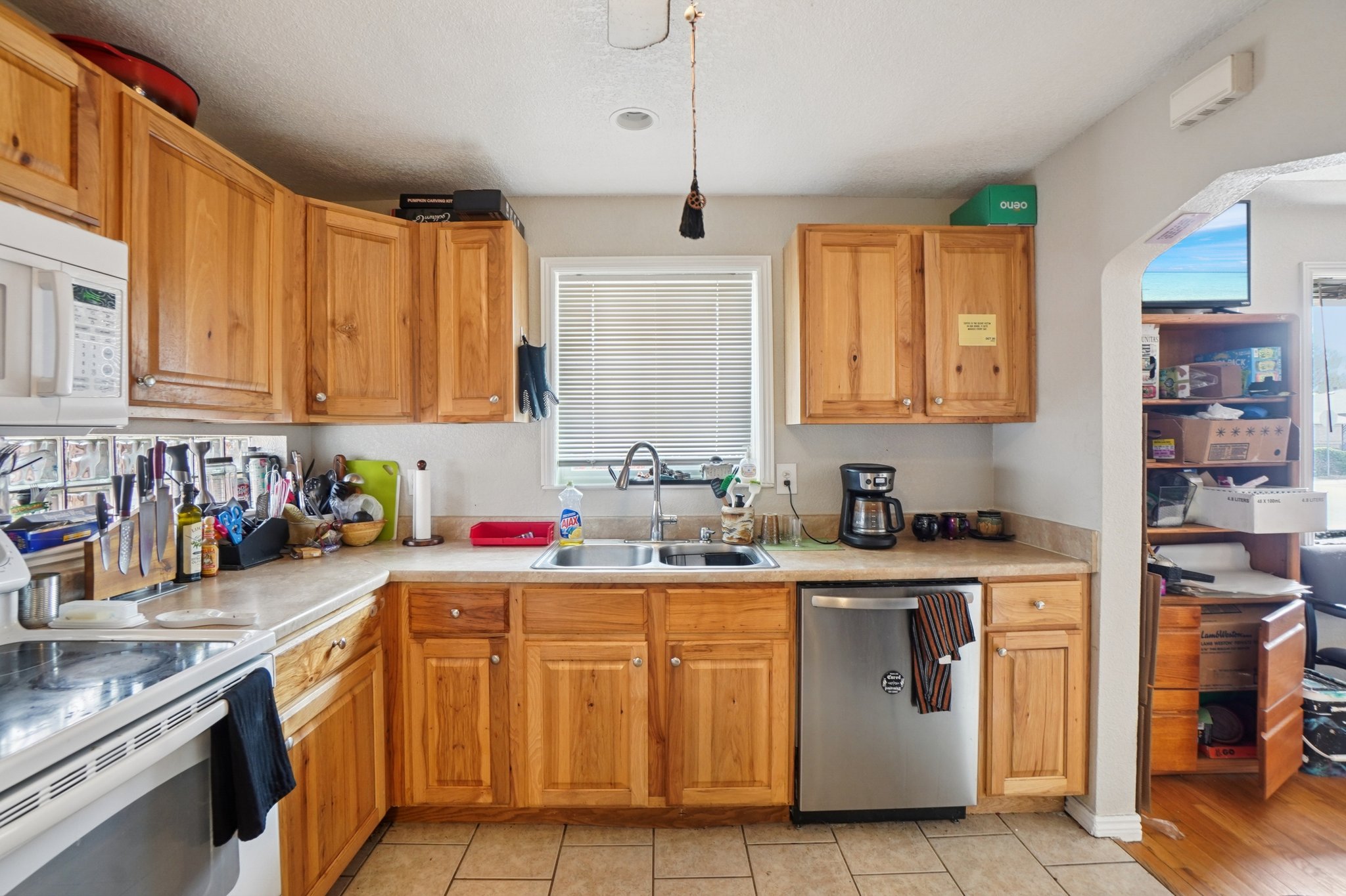 5455 E 36th Ave-S0704-008.jpg