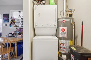 5455 E 36th Ave-S0704-015.jpg