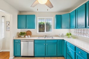 5457 E 36th Ave-S0704-011.jpg