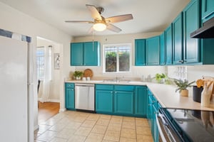 5457 E 36th Ave-S0704-012.jpg