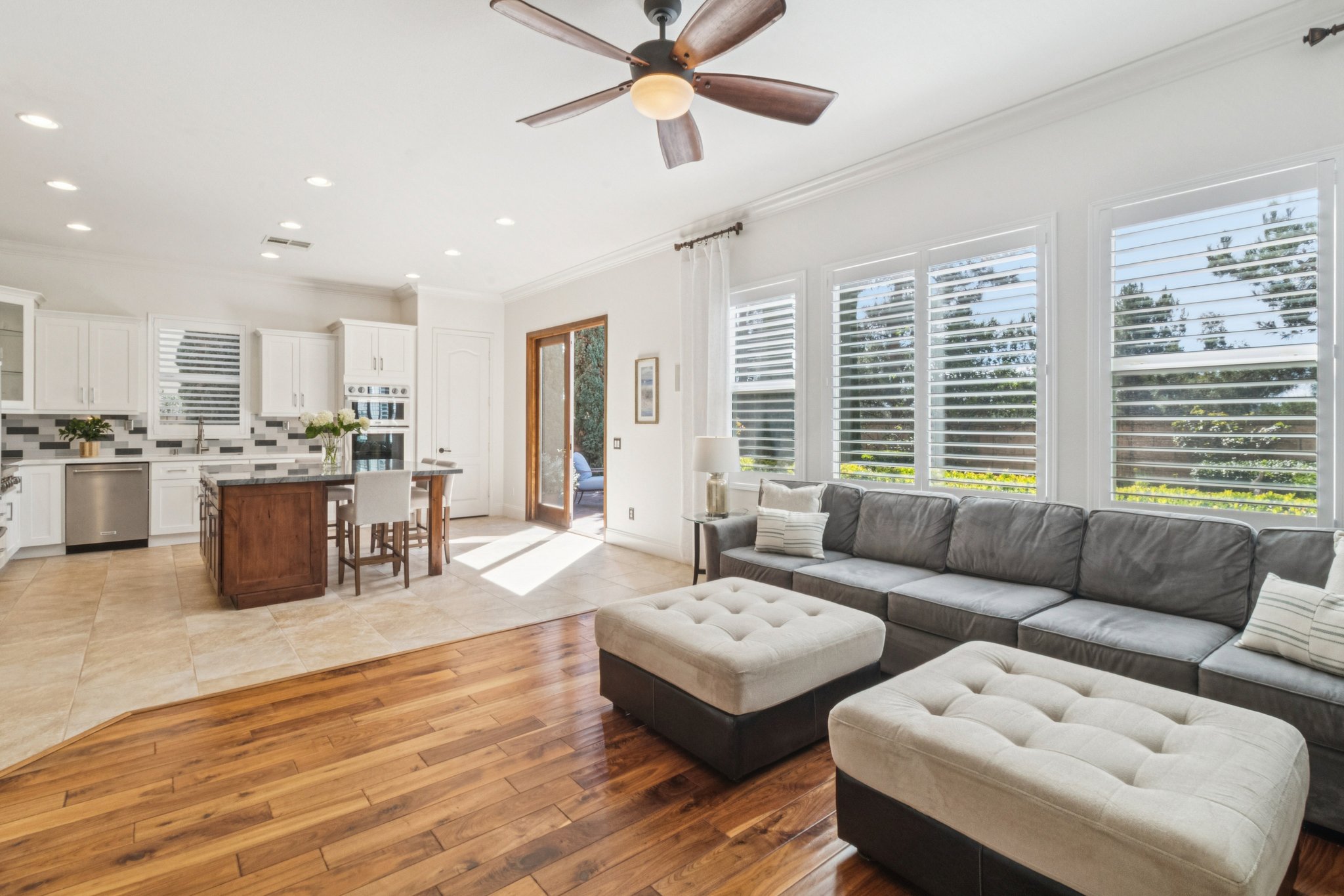 White Oak Ln-S2102-008.jpg