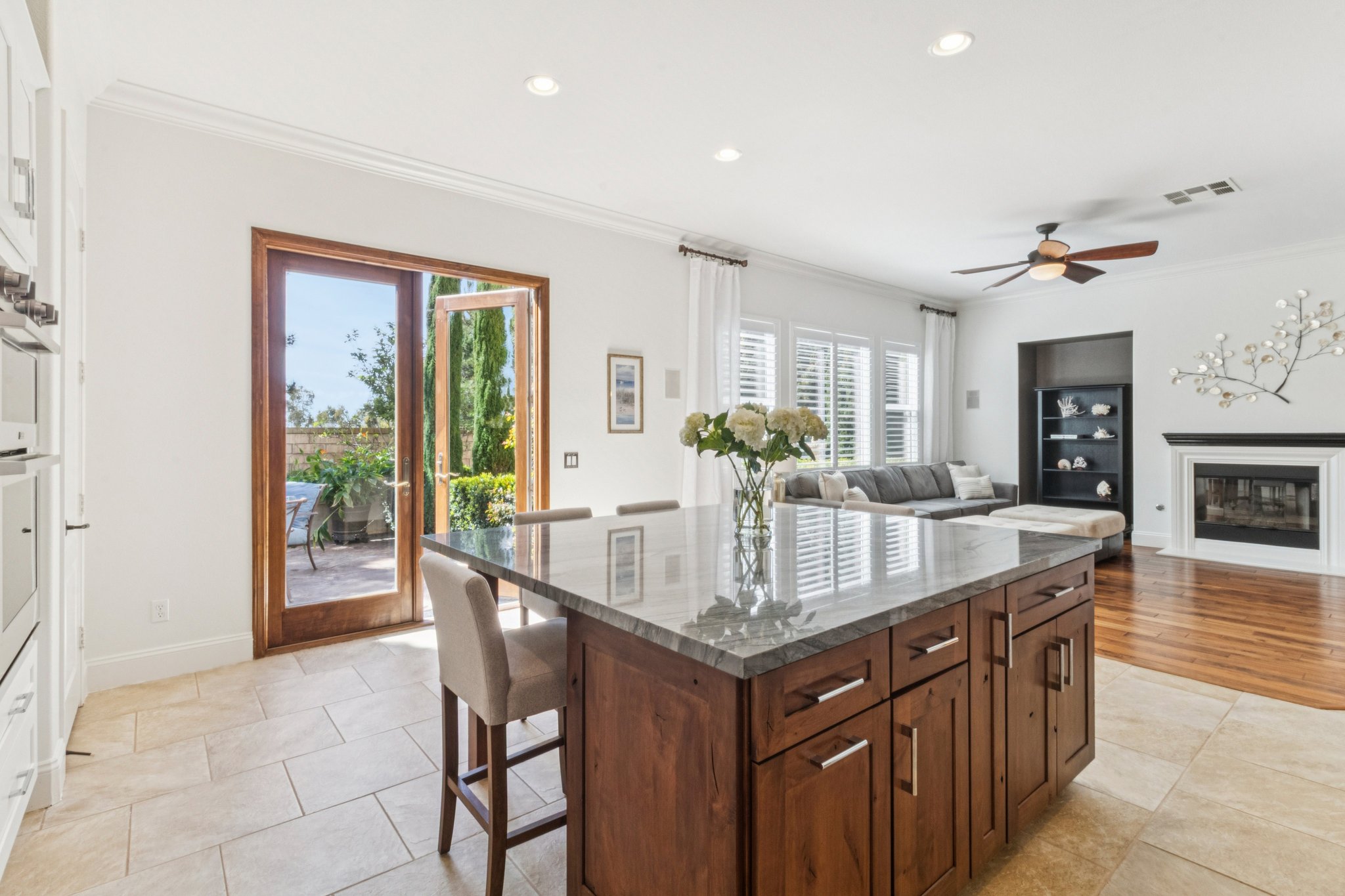 White Oak Ln-S2102-012.jpg