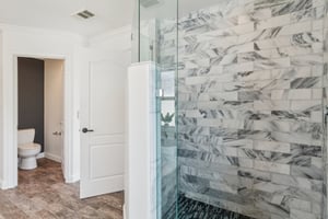 White Oak Ln-S2102-026.jpg