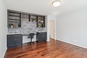 White Oak Ln-S2102-030.jpg