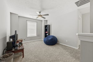 Photo 37