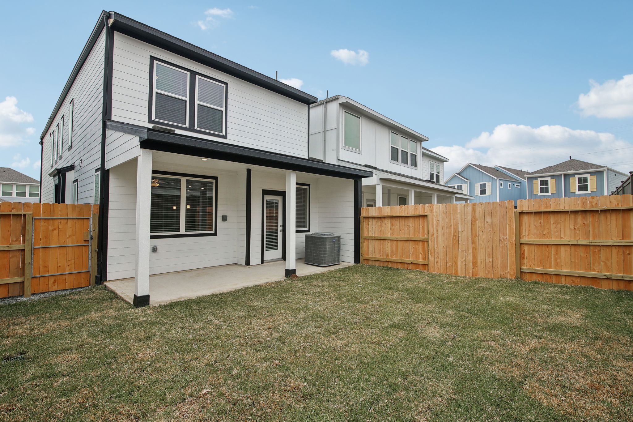 Houston - Kemah Crossing - 546 Avisa Drive, Kemah, TX 77565 - 033