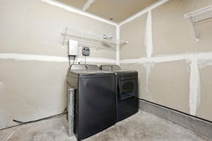  Photo 48