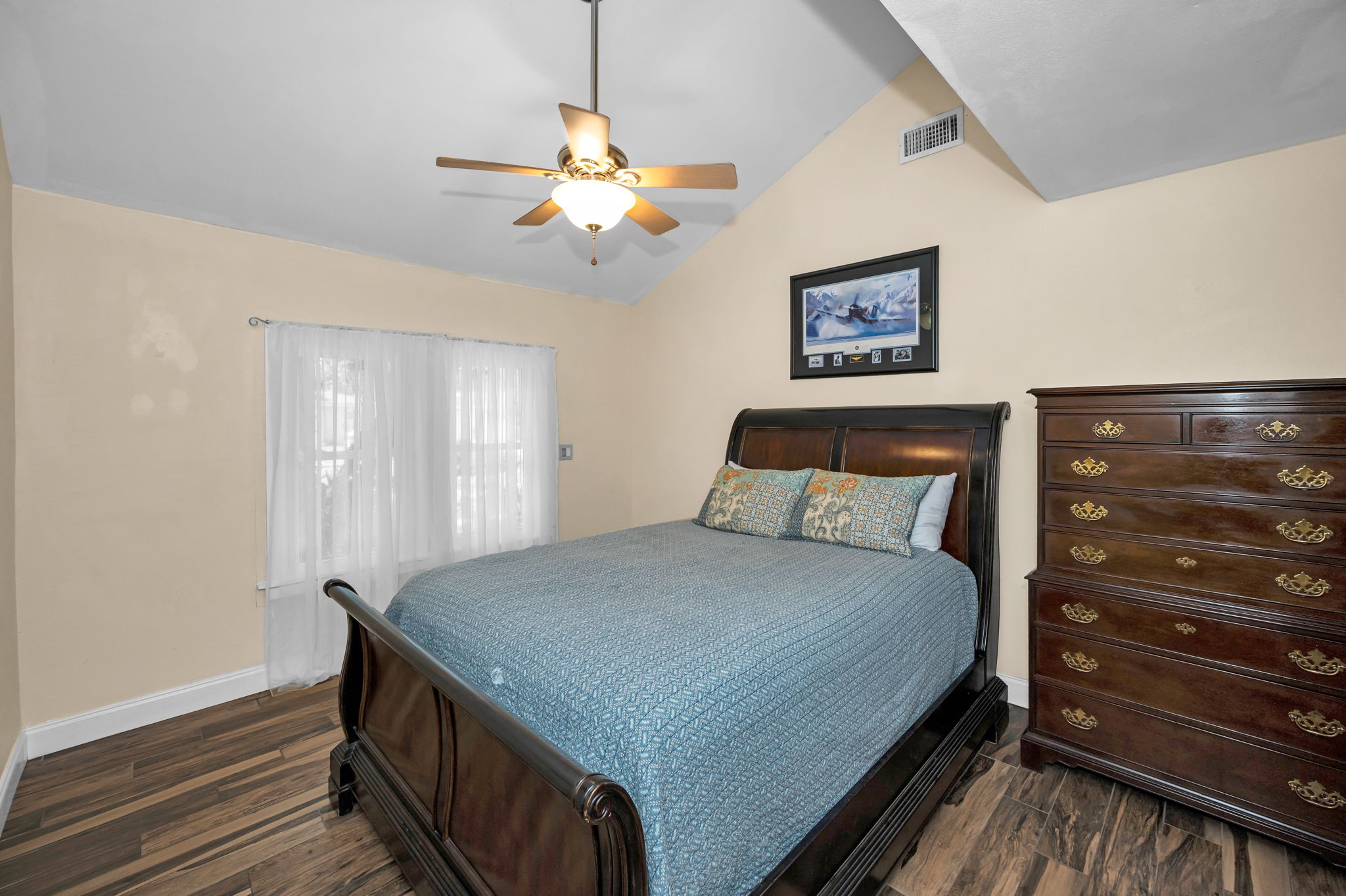Master Bedroom50