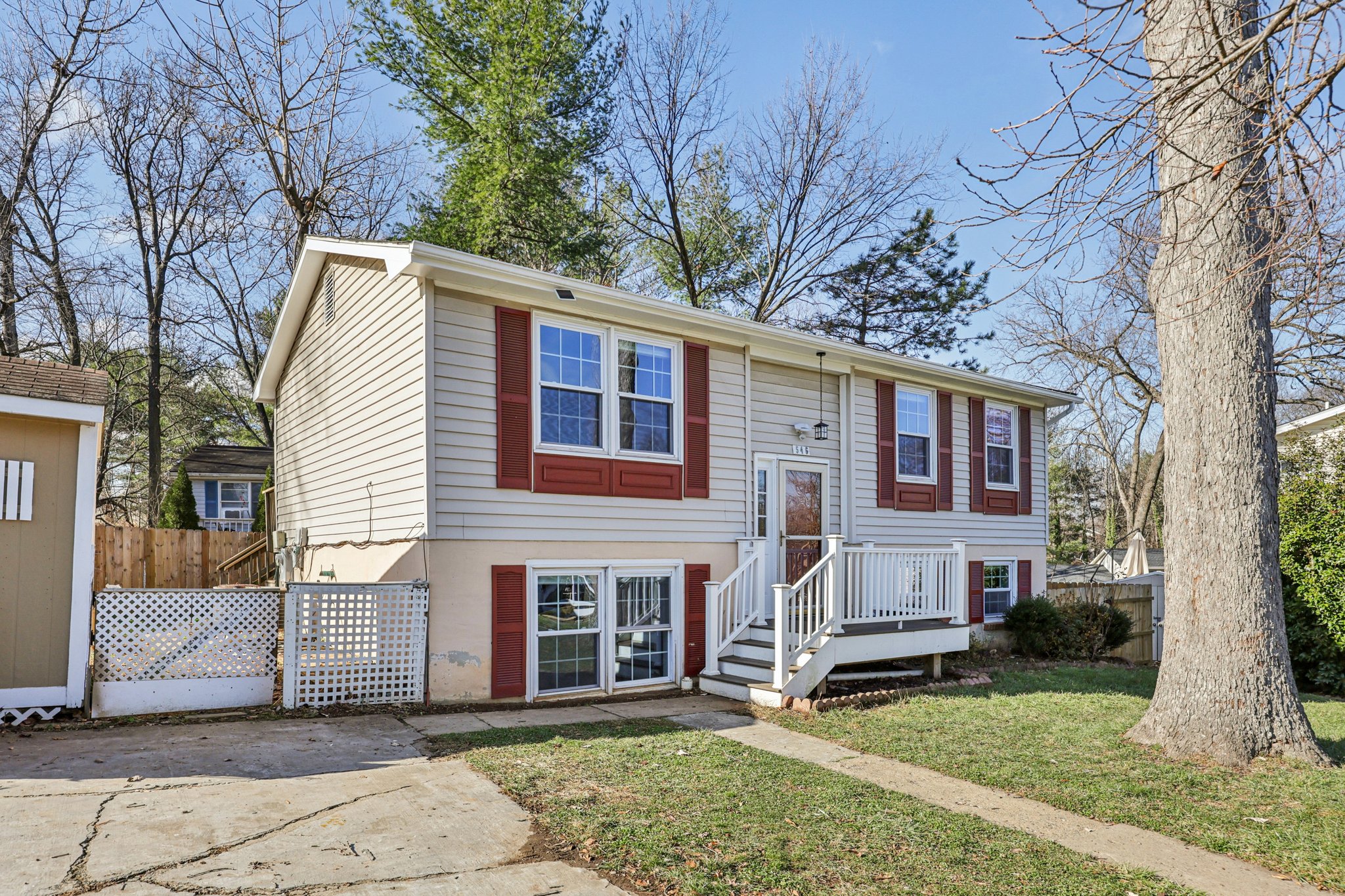 Rockbridge Dr-S0412-003.jpg