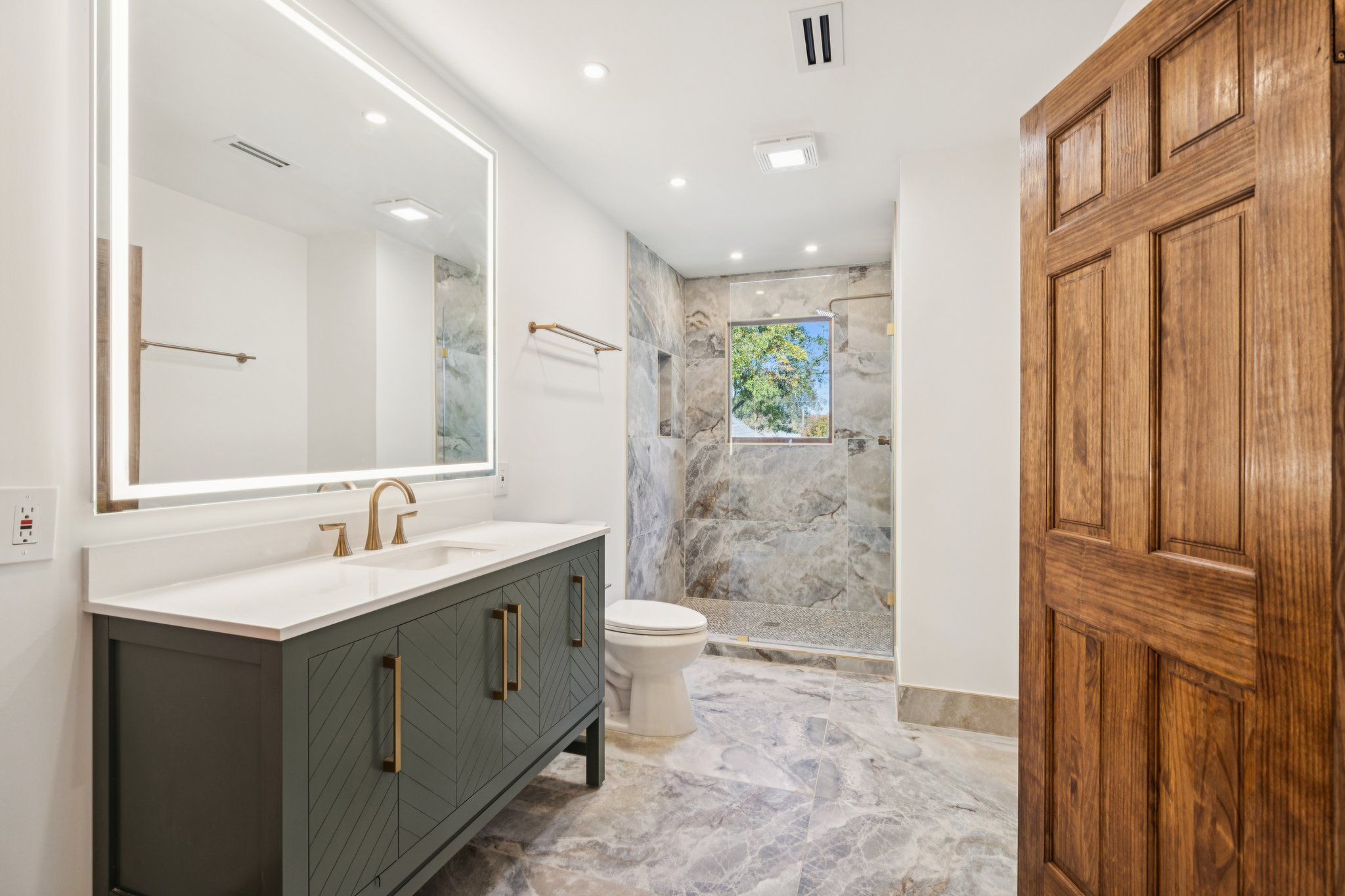 Local_Flavor_films-546 Waldo St SE, Atlanta, GA 30312-251.jpg