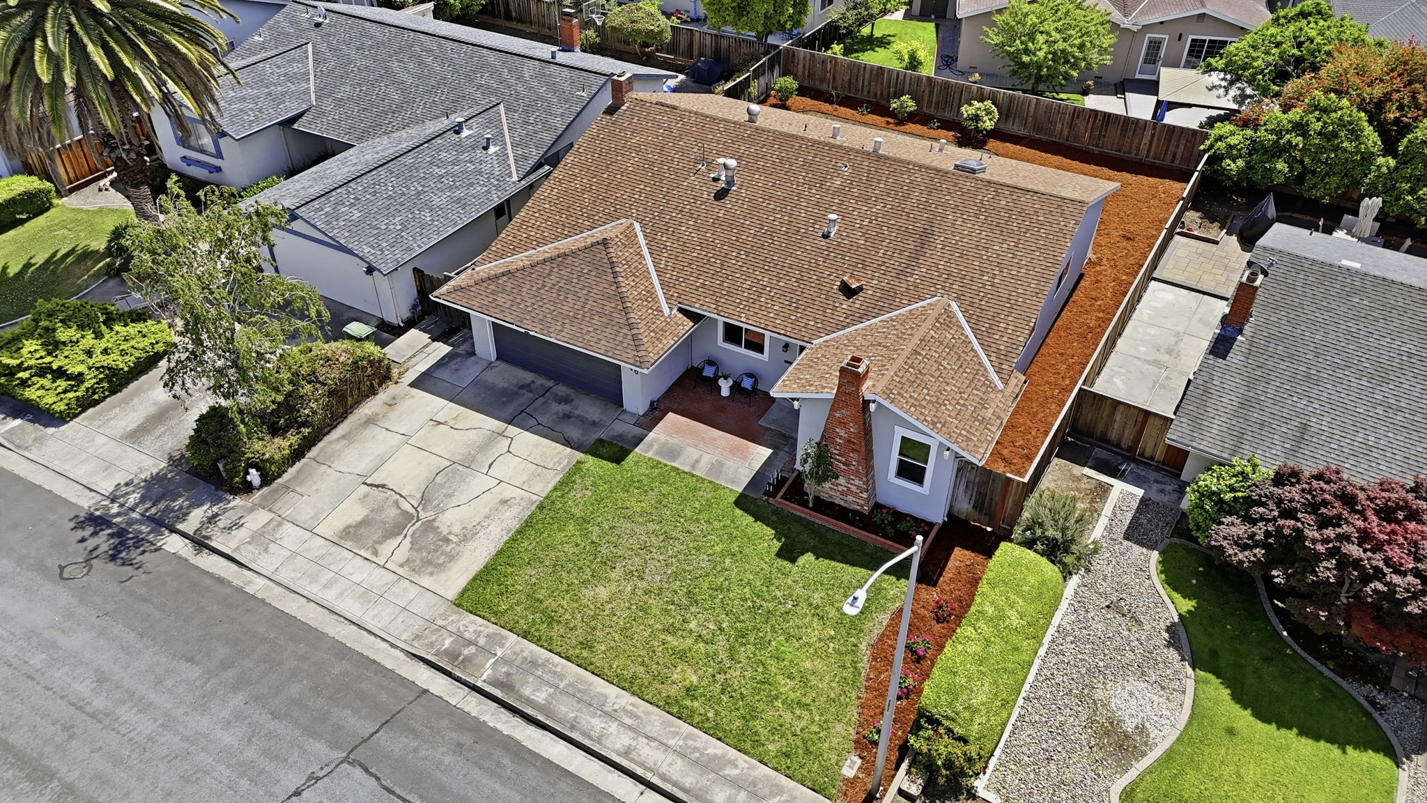 010_F8_AERIAL_546 Woodstock Way