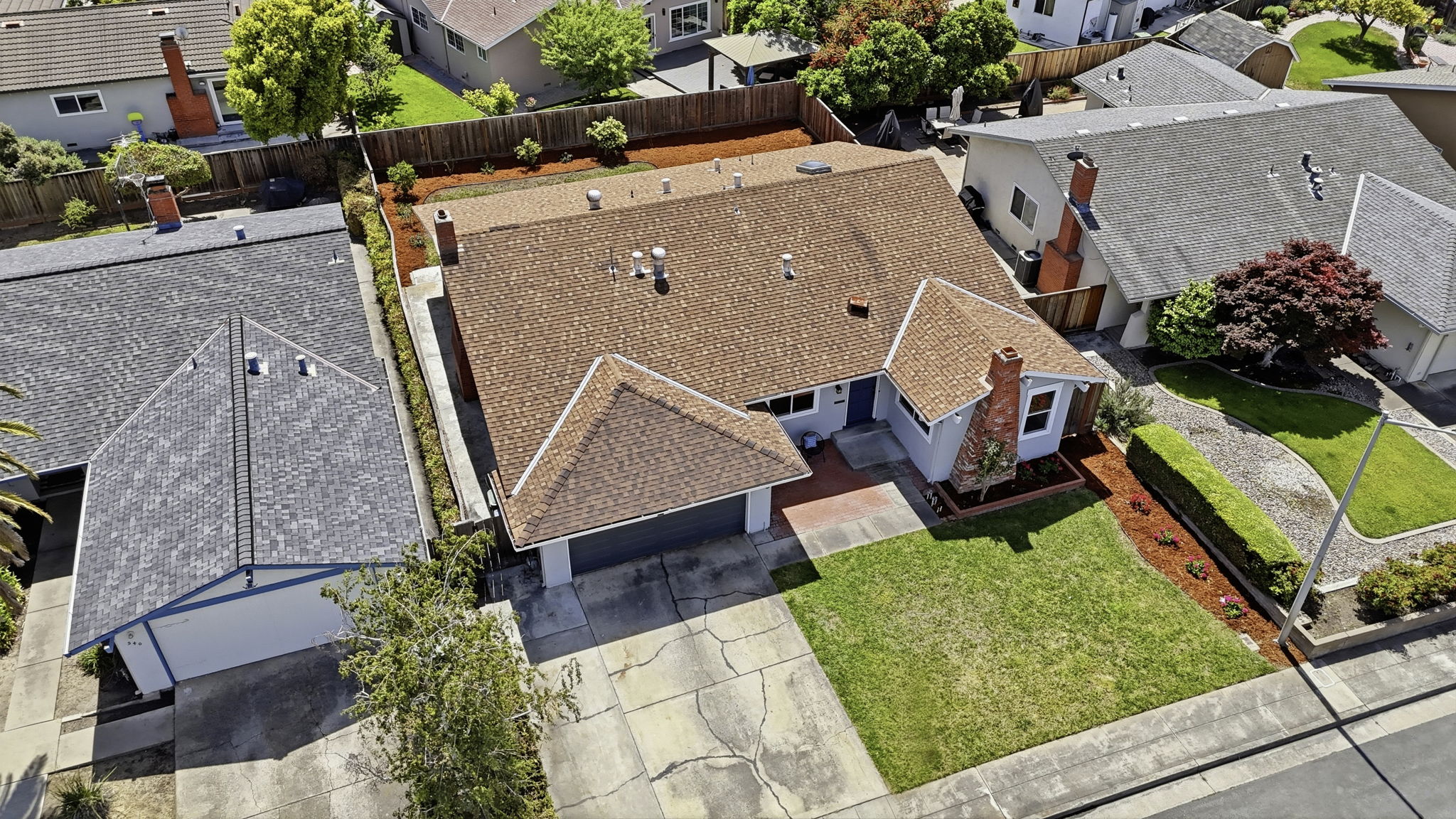 009_F8_AERIAL_546 Woodstock Way