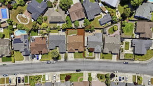 018_F8_AERIAL_546 Woodstock Way