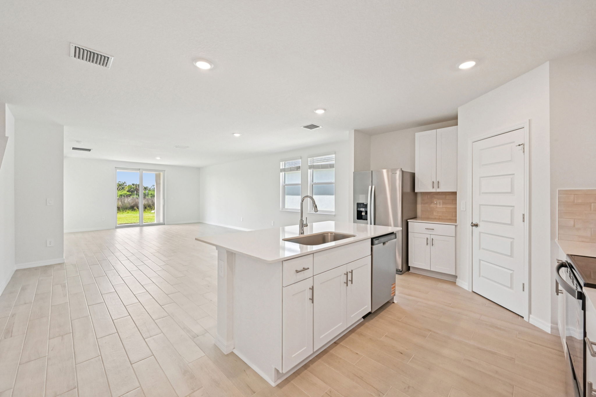 South Florida - Hampton Park - 5461 Hampton Park Cir Vero Beach South FL 32966-013