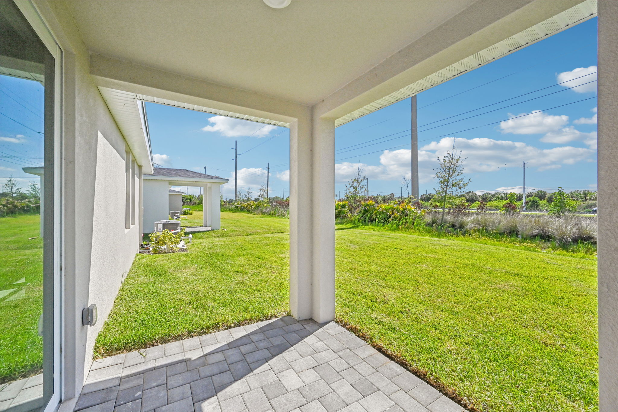 South Florida - Hampton Park - 5461 Hampton Park Cir Vero Beach South FL 32966-034