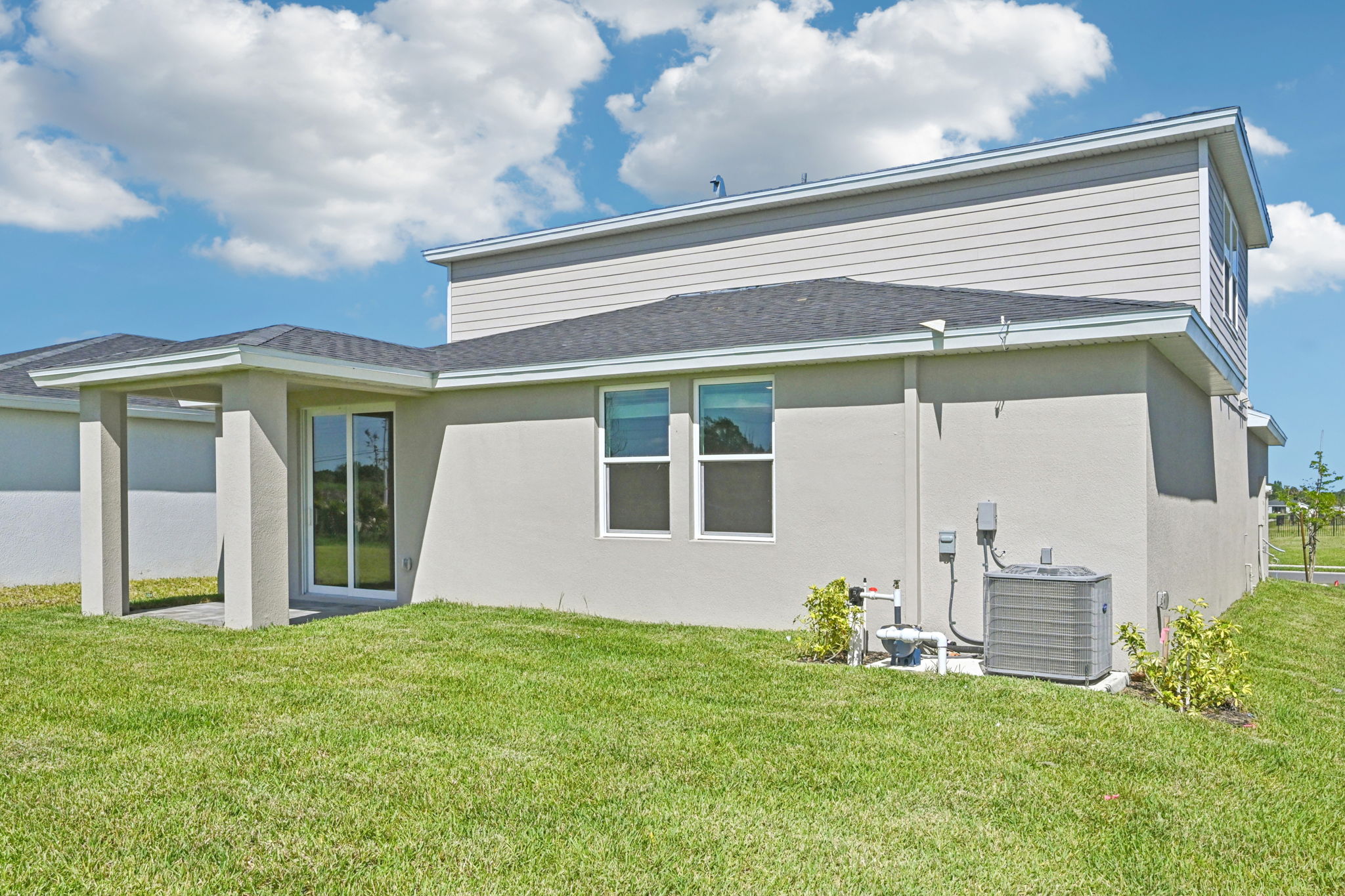 South Florida - Hampton Park - 5461 Hampton Park Cir Vero Beach South FL 32966-037