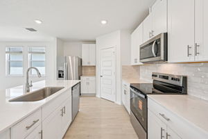 South Florida - Hampton Park - 5461 Hampton Park Cir Vero Beach South FL 32966-014