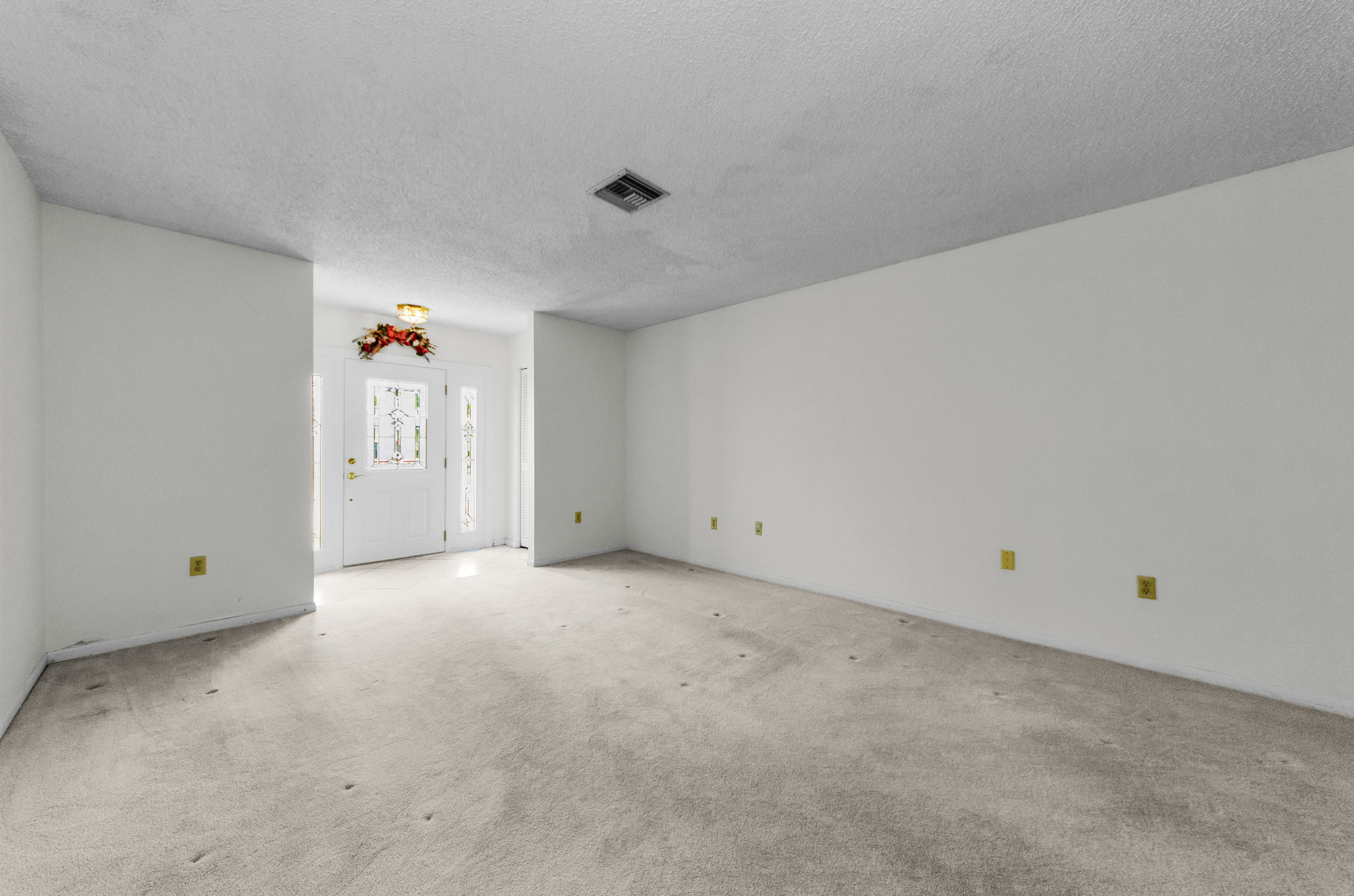 Living Room 4