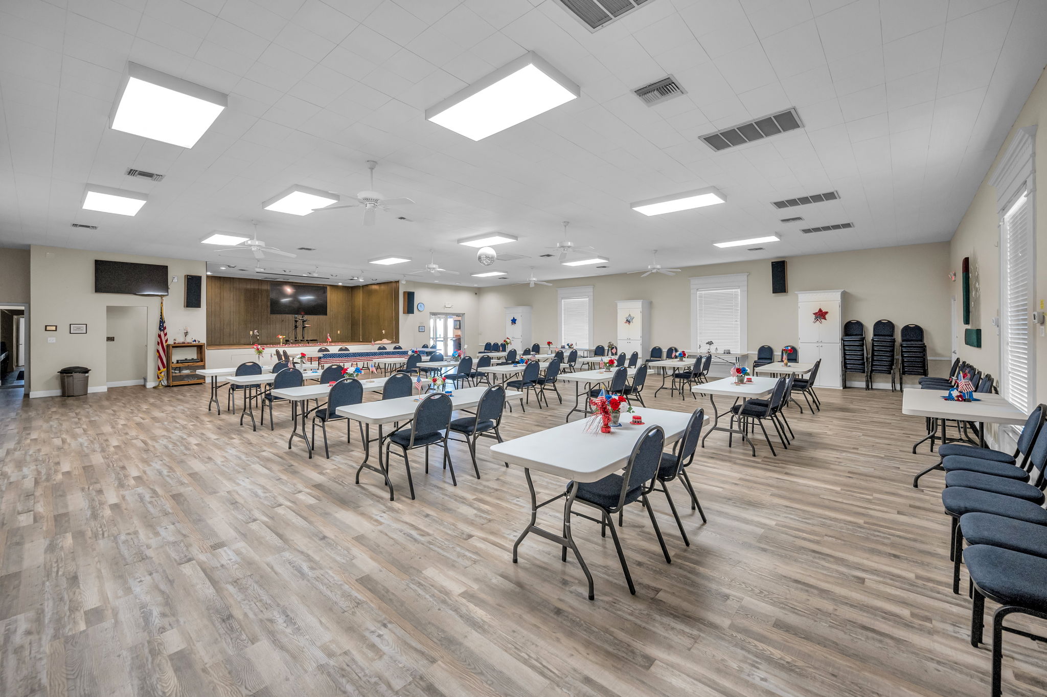 9-Clubhouse