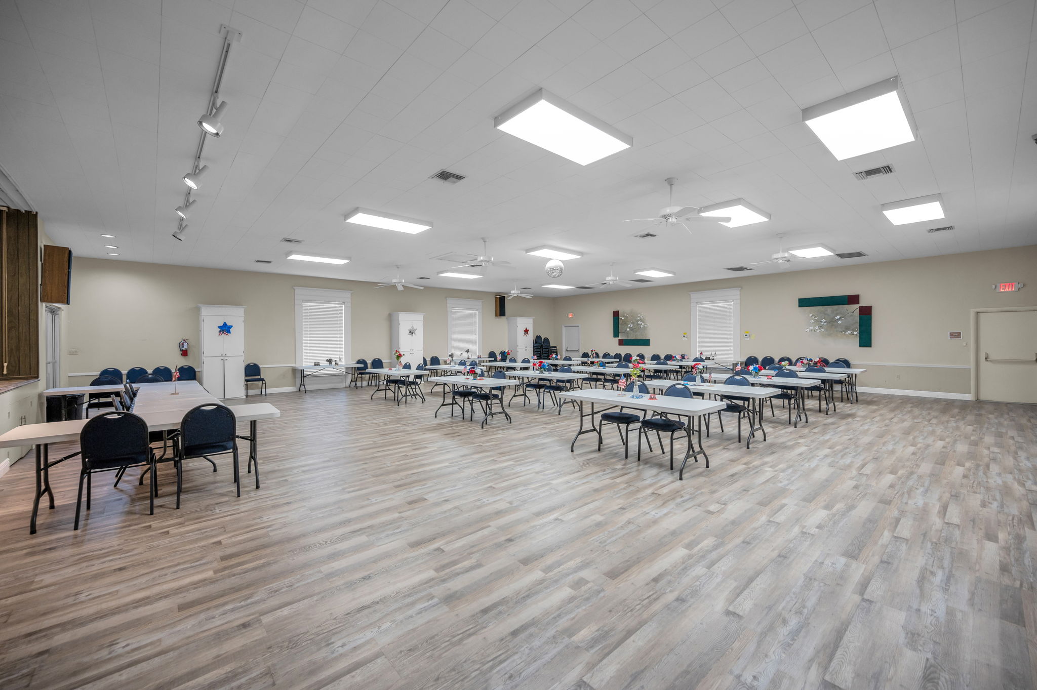 10-Clubhouse
