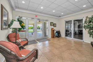 5-Clubhouse Foyer