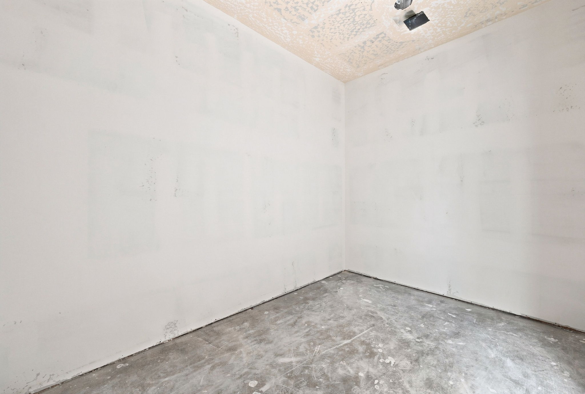 Primary Closet (1)