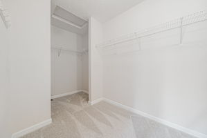  Photo 70