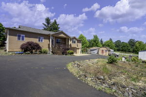  Photo 46