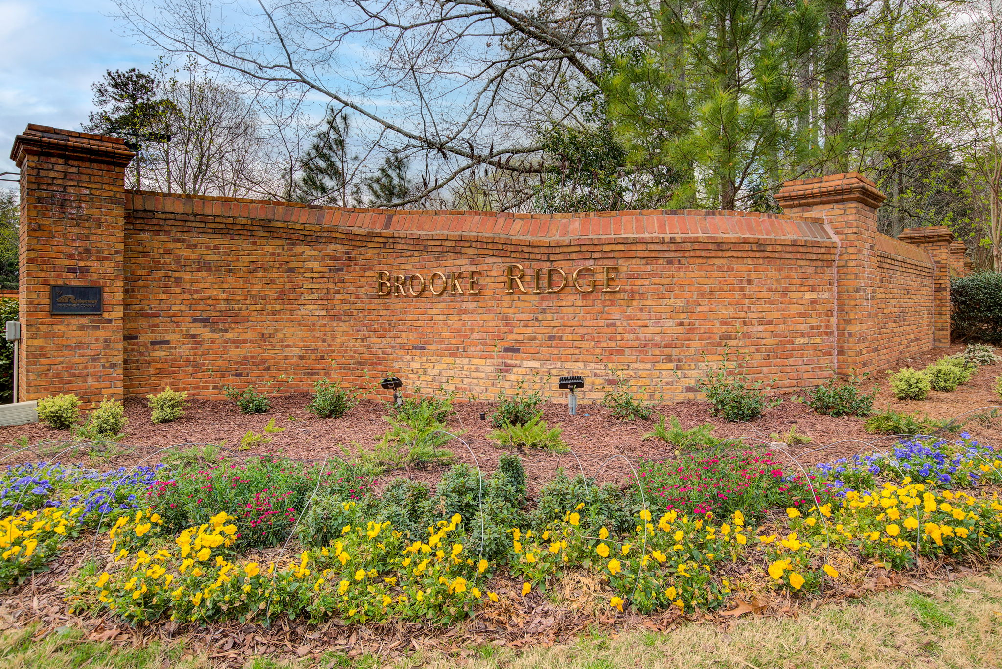 42 Exterior Community Sign