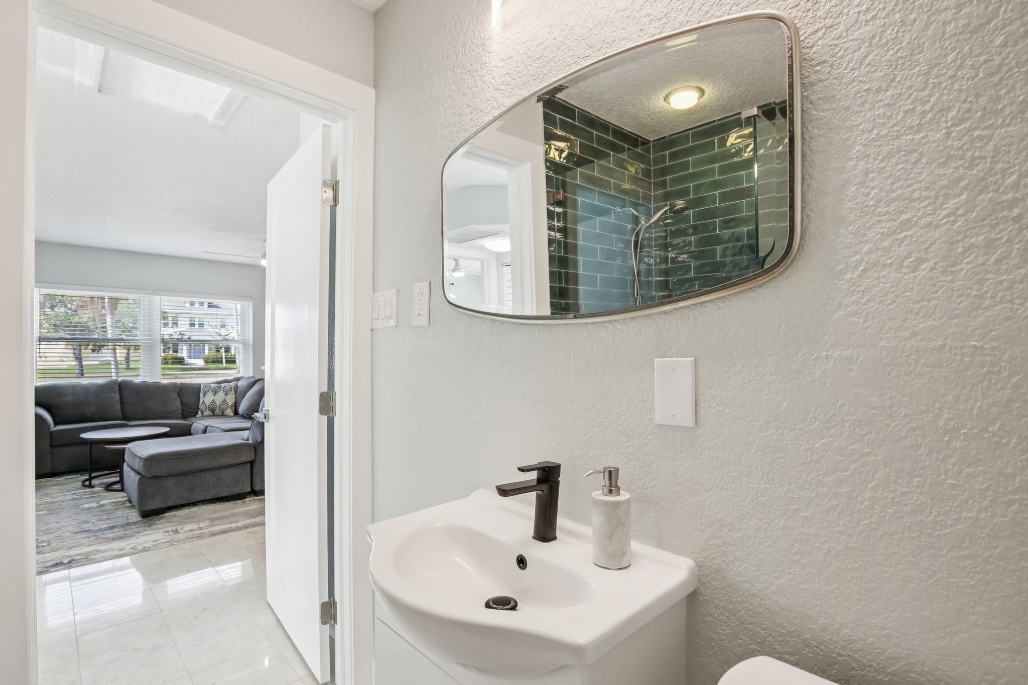 Bayou Grande Blvd NE-S0601-013.jpg