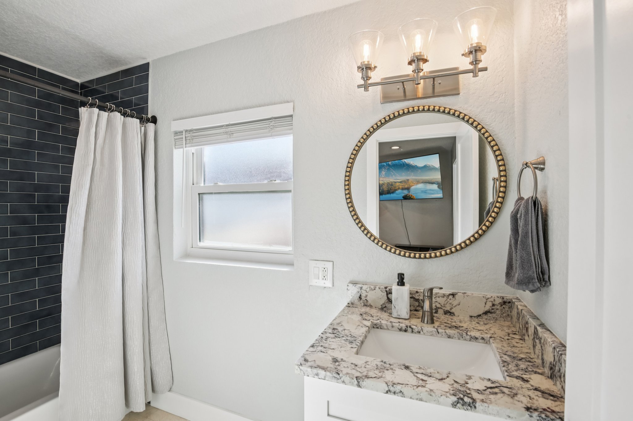 Bayou Grande Blvd NE-S0601-022.jpg