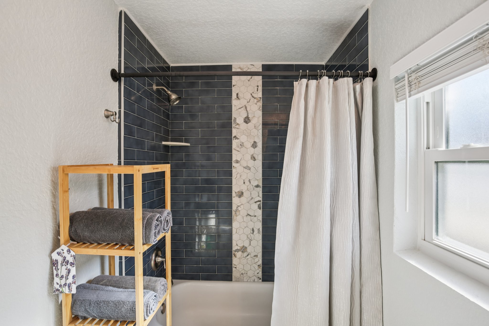 Bayou Grande Blvd NE-S0601-023.jpg