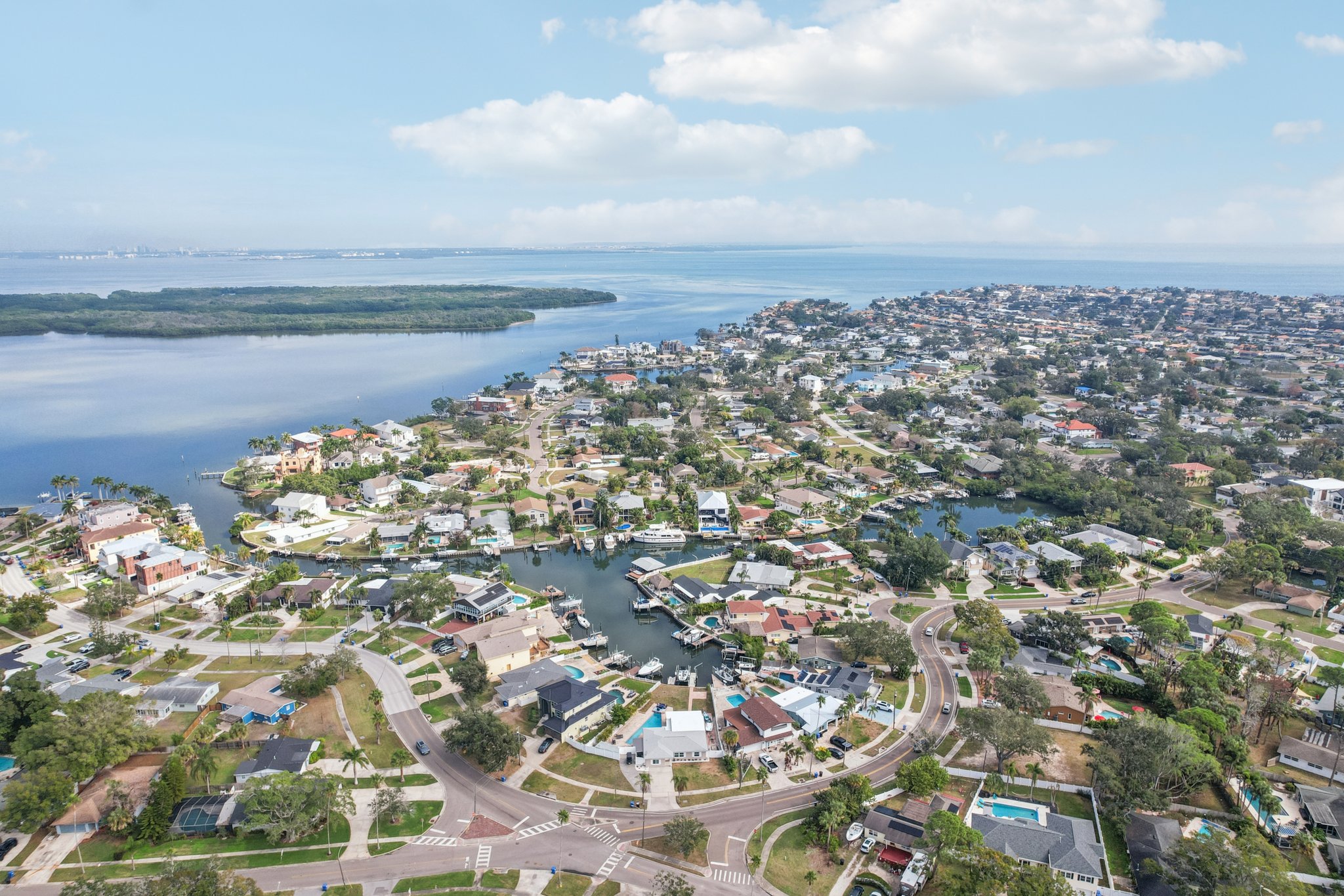 Bayou Grande Blvd NE-S0601-056.jpg