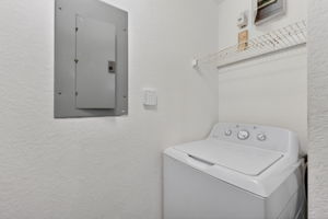  Photo 30