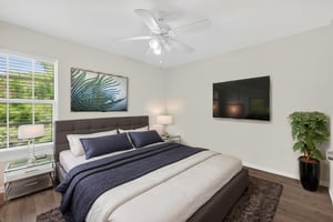 5467_Vineland_Rd_Orlando_FL_32811-46 virtually staged.jpeg