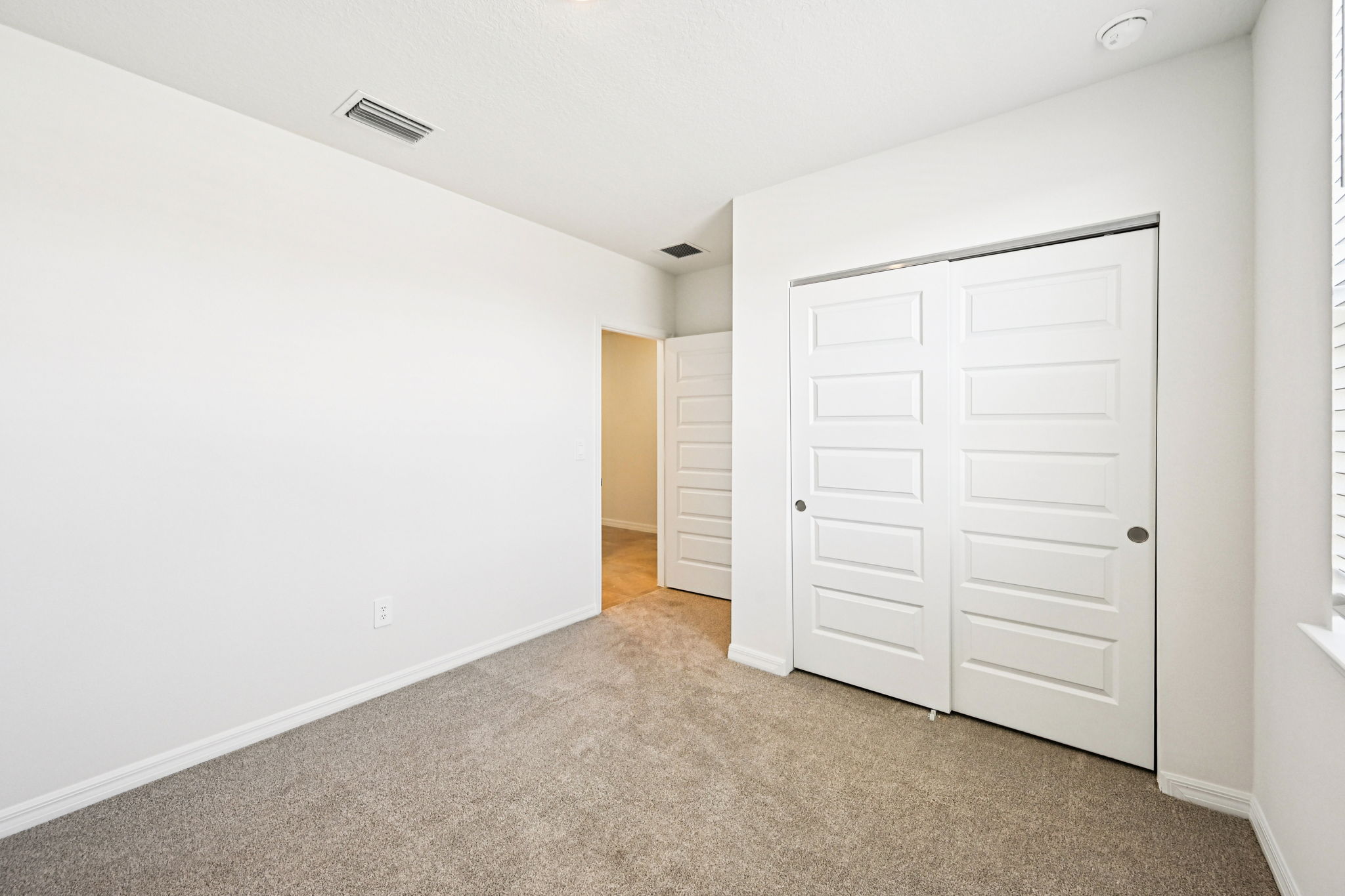 South Florida-Hampton Park- 5469 Hampton Park Cir Vero Beach South FL 32966-017