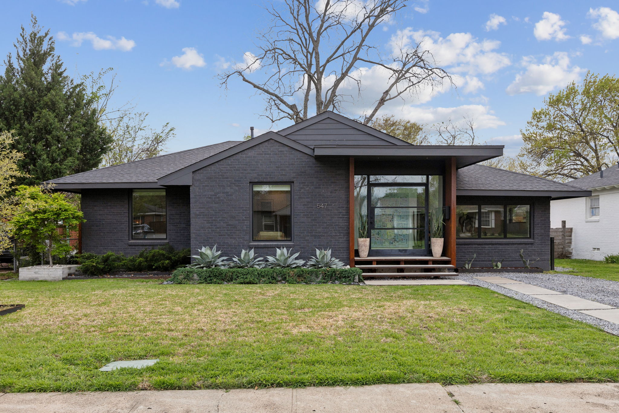 547Hambrick_002