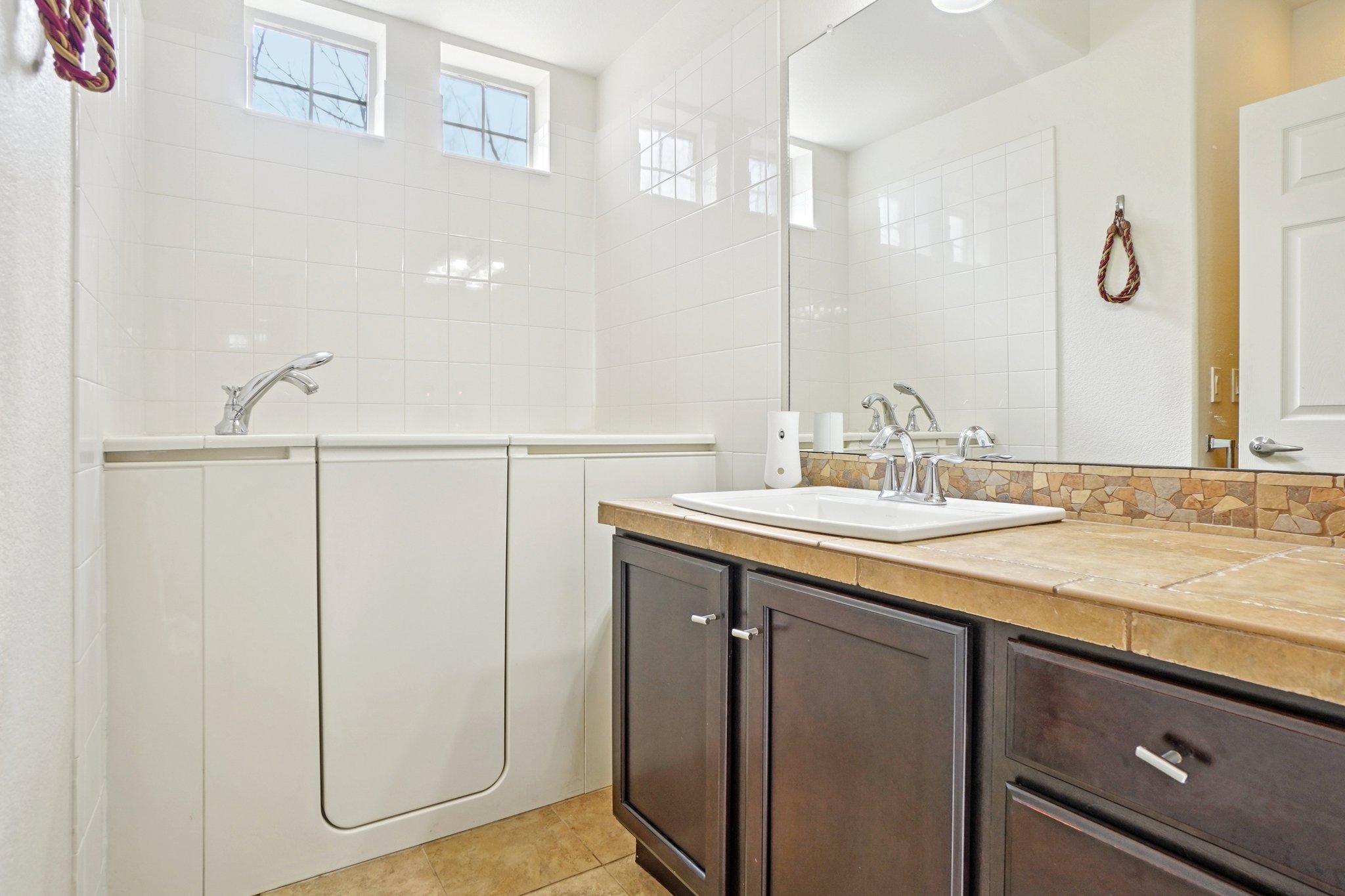 Ensenada Ct-S1902-034.jpg