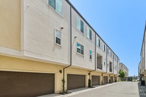 Seacliff Pl 84-S2508-029.jpg