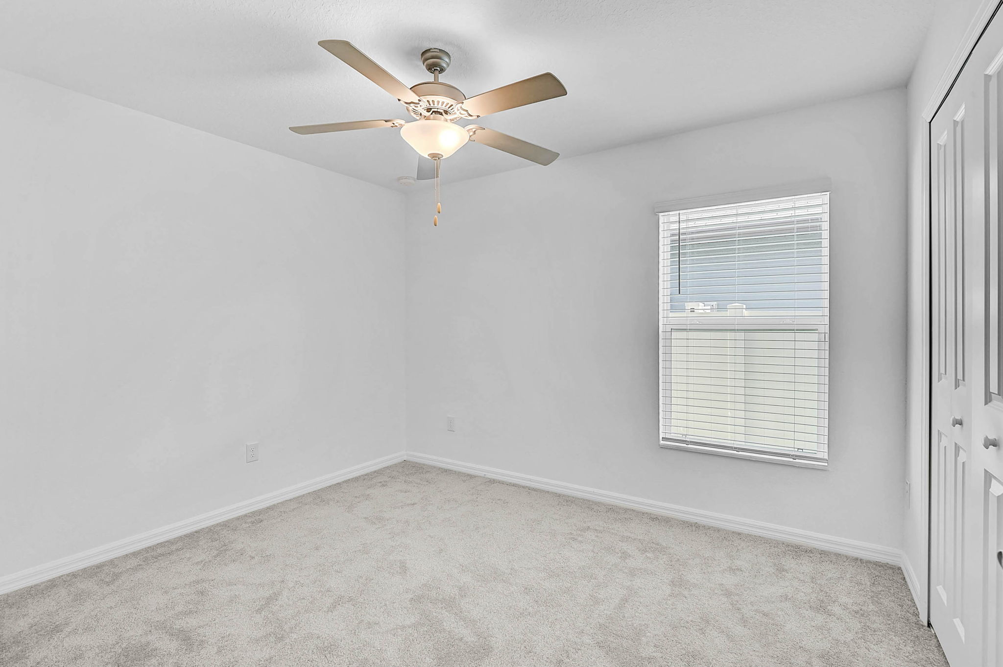 5472 Blue Azure Dr-19