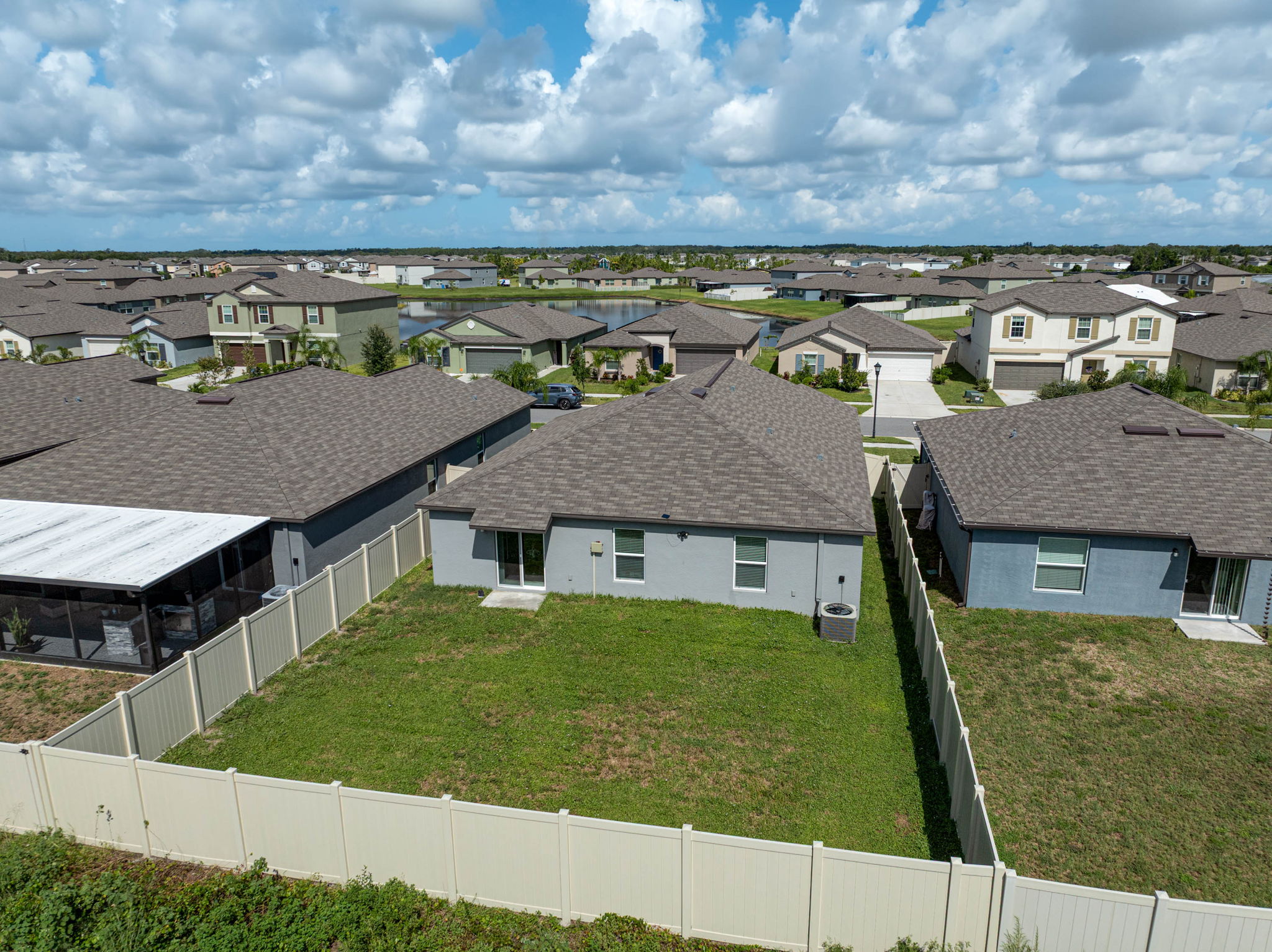 5472 Blue Azure Dr-37