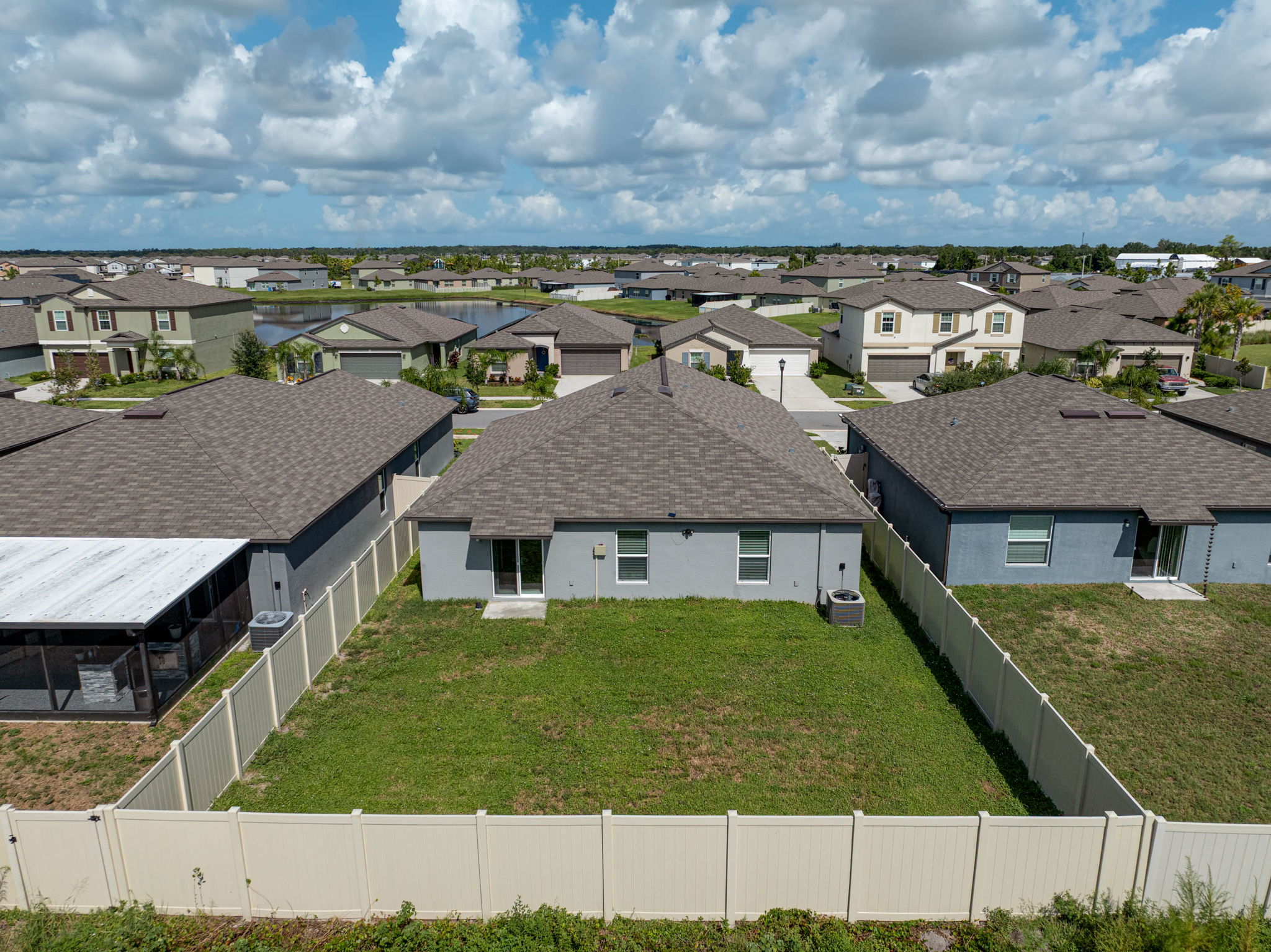 5472 Blue Azure Dr-38
