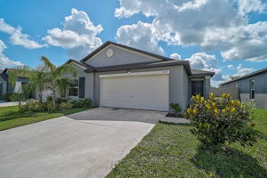 5472 Blue Azure Dr-5