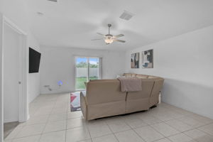 5472 Blue Azure Dr-12
