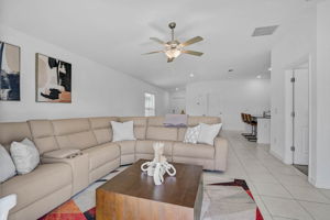 5472 Blue Azure Dr-15