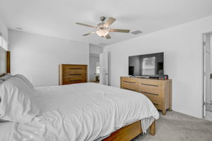 5472 Blue Azure Dr-23
