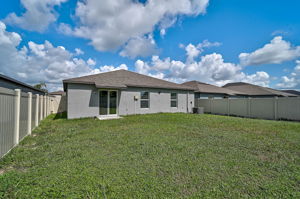 5472 Blue Azure Dr-27